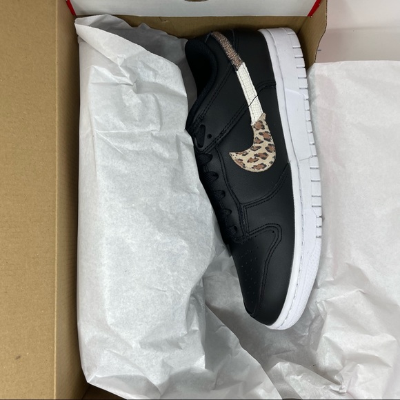 New Nike Dunk Low SE Primal Black (W) US Size 8W/6.5M DD7099-001 - Picture 3 of 9